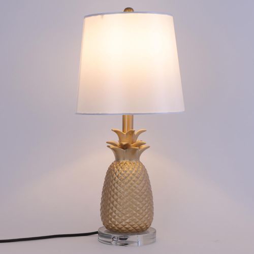 Lampe De Table Tissu Blanc Et Pied Ananas Doré Danas 22 Lampe de table tissu blanc et pied ananas doré Danas - Photo n°2; ?>