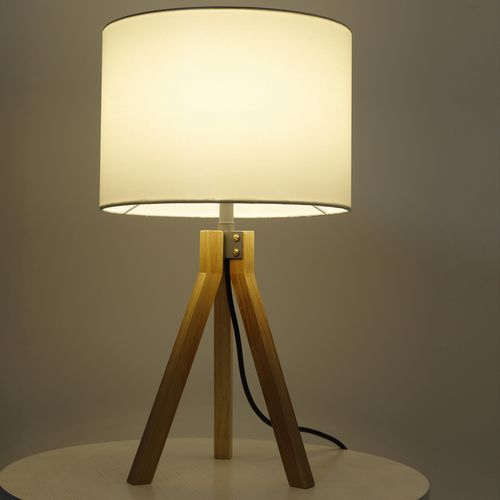 Lampe de table tissu blanc et pieds bois clair Dannew - Photo n°2; ?>