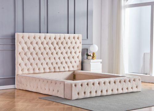 Lit Design Capitonné Velours Beige Clair Kouma 180x200 Cm 10 Lit design capitonné velours beige clair Kouma 180x200 cm - Photo n°2; ?>