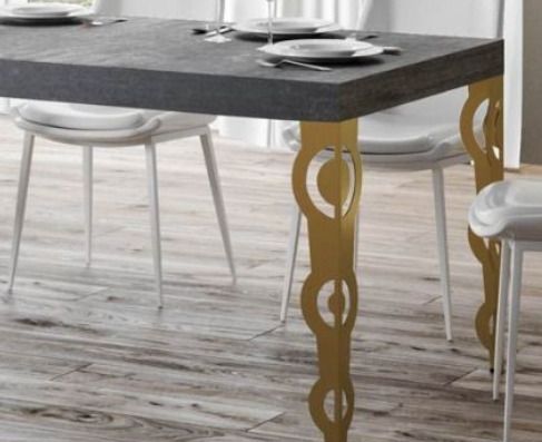 Table à manger rectangulaire orientale gris béton et pieds métal doré Kazay 180 cm - Photo n°3; ?>