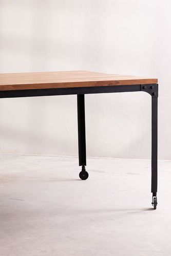 Table à manger vintage bois recyclé et pieds marron Dylan 200 cm - Photo n°3; ?>