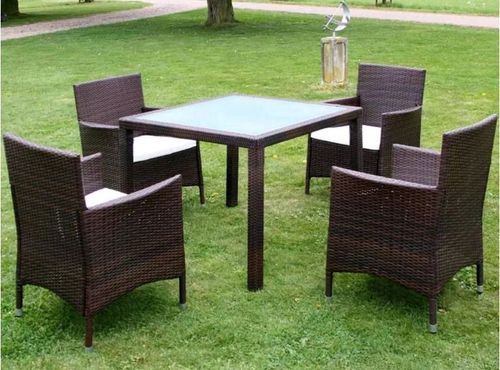 Table carrée et 4 chaises de jardin résine tressée marron Mik - Photo n°2; ?>