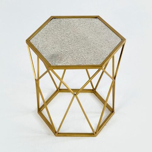 Table d'appoint hexagonale miroir vieilli et métal doré Hugos - Photo n°2; ?>