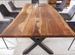 Table à manger en bois massif foncé et pieds métal noir Amazone L 180 cm - Photo n°3