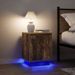 Tables de chevet avec lumières LED 2 pcs chêne fumé 38x34x50 cm - Photo n°1
