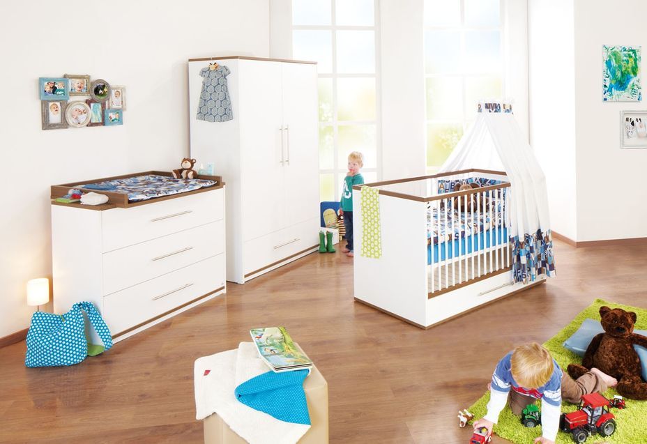 Pinolino Chambre Bebe 3 Pieces Bois Blanc Et Noyer Fonce Tuula 70x140 Cm Lestendances Fr