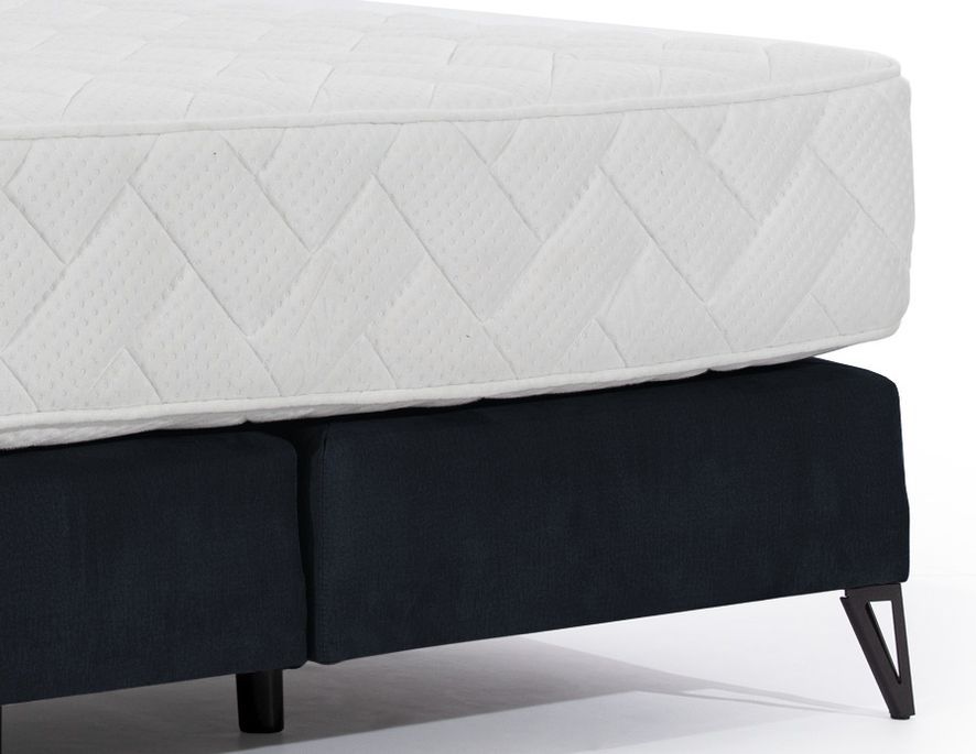 Lit continental velours bleu marine Tiempo avec matelas 30 cm en latex et pied métal noir - Photo n°4
