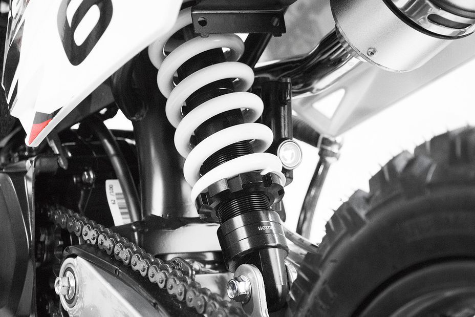 Moto 125cc Storm 4 temps 14/12 e-start semi automatique rouge - Photo n°7