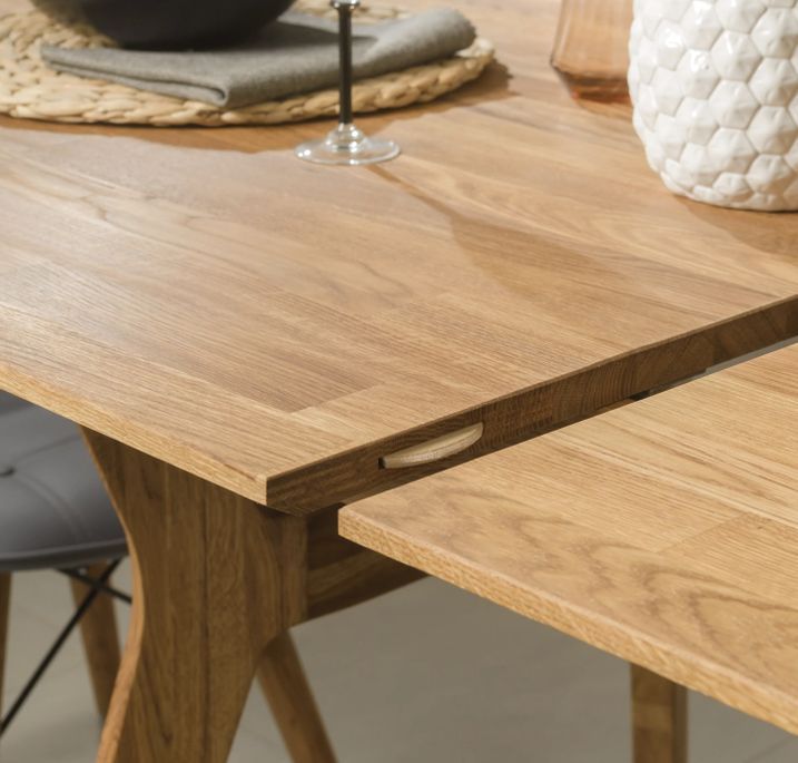Table Extensible En Acacia Massif Laqué - Style Colonial Oxford - De 180 à 260 Cm - Pour 8 à 10 Personnes