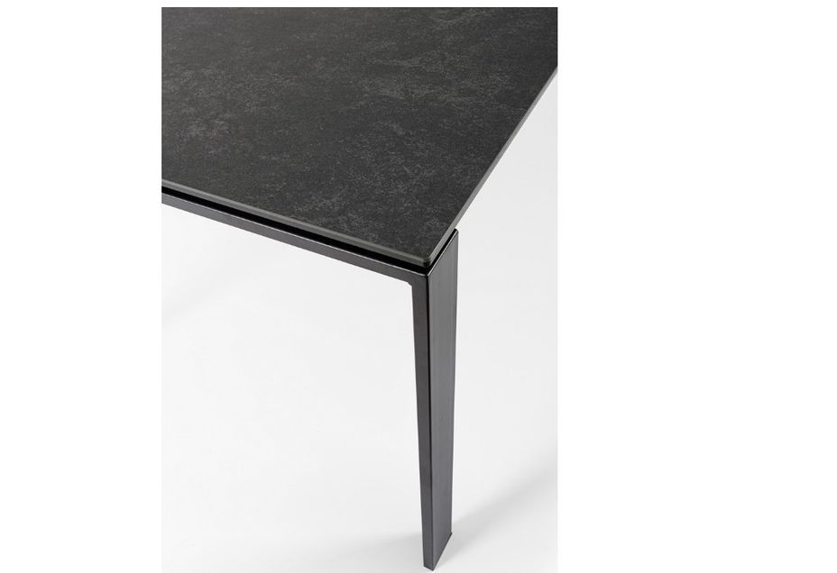 Table rectangulaire céramique anthracite et pieds acier noir Benja 180 cm - Photo n°4