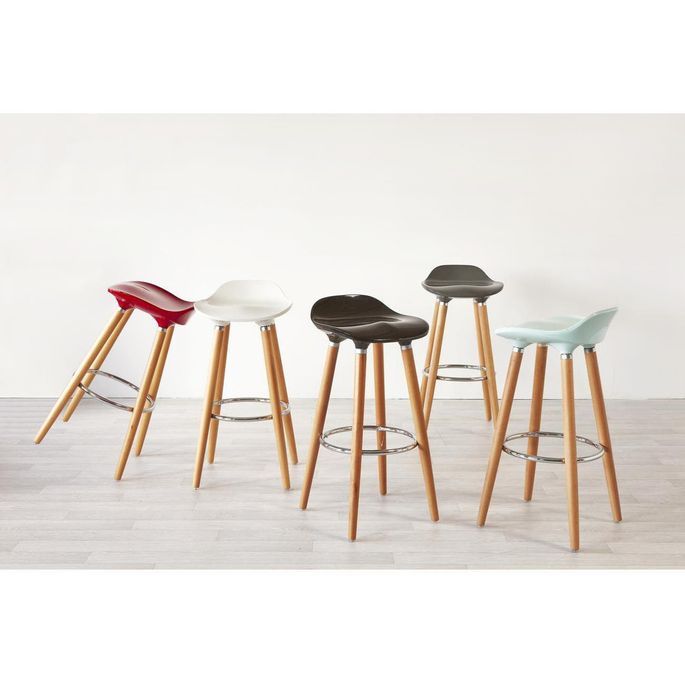 Tabouret de bar plastique bleu et pieds bois clair Olossa - Photo n°6