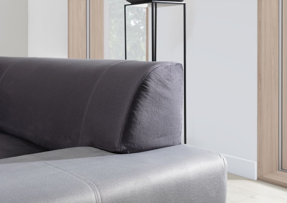 Canapé convertible panoramique bi matières tissu noir et simili cuir blanc avec coffre de rangement Houston 320 cm - Photo n°5