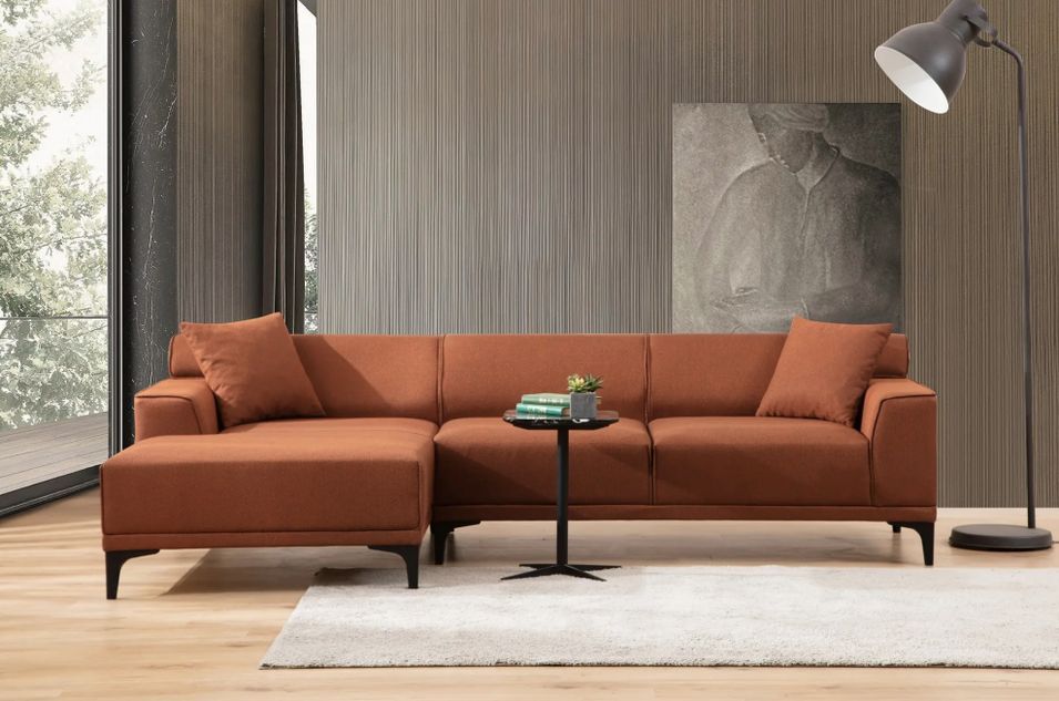 Canapé d'angle à gauche moderne en tissu orange avec 2 coussin Tivano 250 cm - Photo n°2