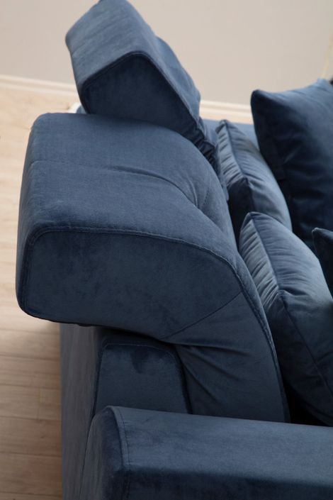 Canapé d'angle droit velours bleu avec têtières relevables et pieds metal noir Briko 308 cm - Photo n°5