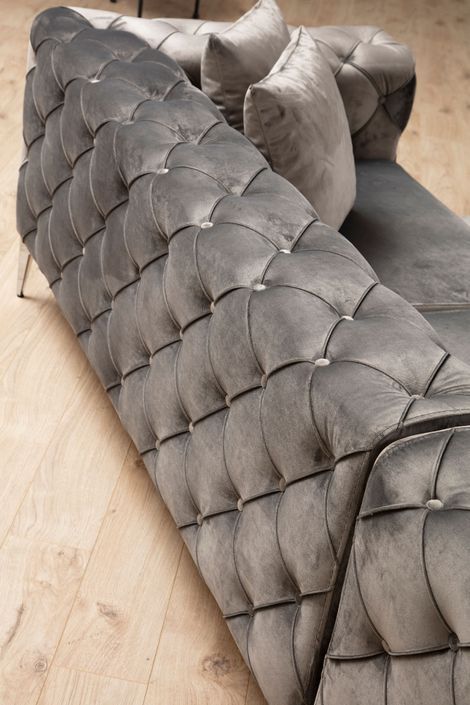 Canapé d'angle gauche capitonné velours gris foncé et pieds chromés Herakles 270 cm - Photo n°5