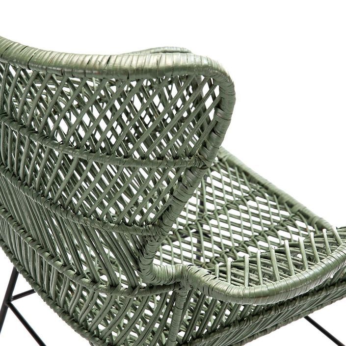 Chaise avec accoudoirs osier vert et pieds métal noir Mim's - Photo n°4