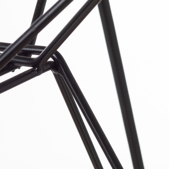 Chaise avec accoudoirs polypropylène gris clair mate et pieds acier noir Croizy - Photo n°4