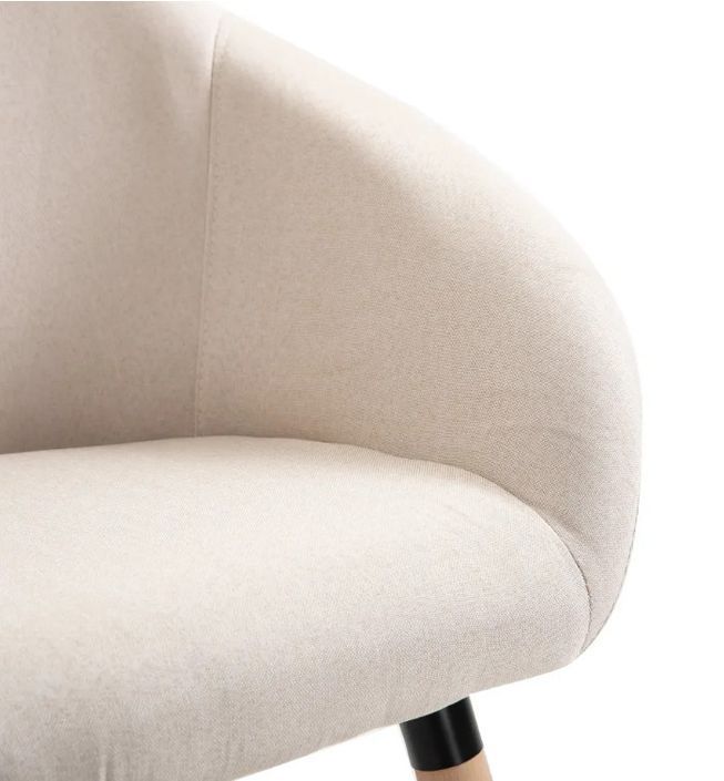 Chaise avec accoudoirs tissu beige et pieds bois clair Packie - Photo n°5