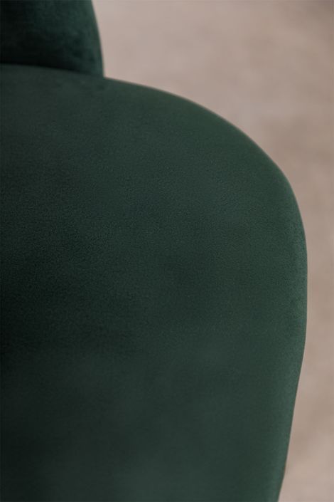 Chaise avec accoudoirs velours vert foncé et pieds métal imitation bois Vida - Photo n°5