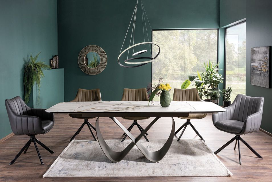 Chaise de salle à manger pivotante à 180° cuir synthétique et acier noir Binka - Photo n°5