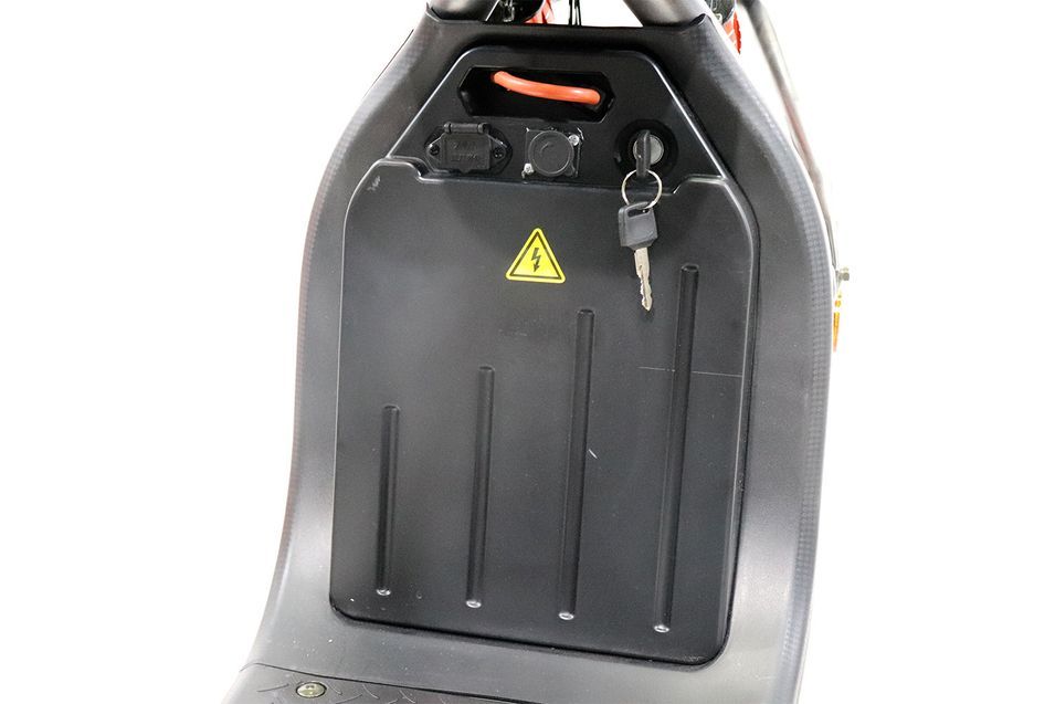 Cruzer V2 1500W lithium noir 8 pouces scooter électrique homologué - Photo n°7