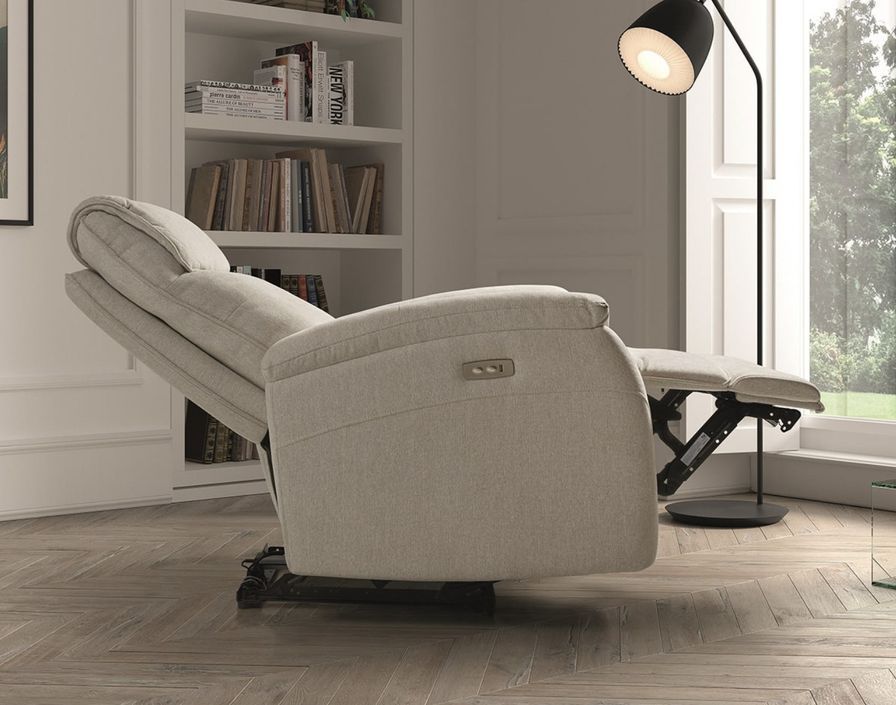 Fauteuil de relaxation électrique tissu Klona - Photo n°3