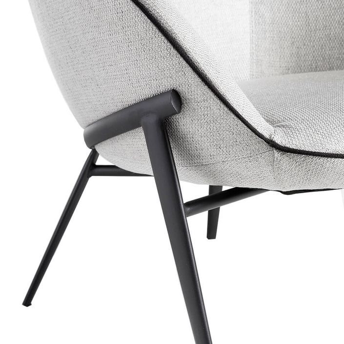 Fauteuil en tissu gris clair et pieds en acier noir Gaspard - Photo n°6