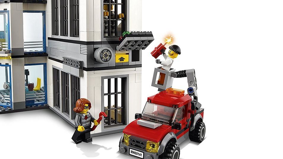 Lego City 60141 Le commissariat de police - Photo n°2