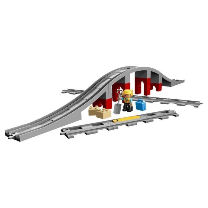 LEGO DUPLO 10872 Les rails et le pont du train - Photo n°5
