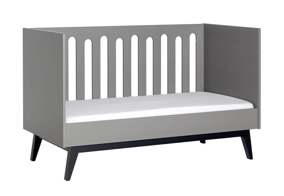 Lit bébé évolutif 70x140 cm laqué gris et pieds hêtre noir Nandy - Photo n°5