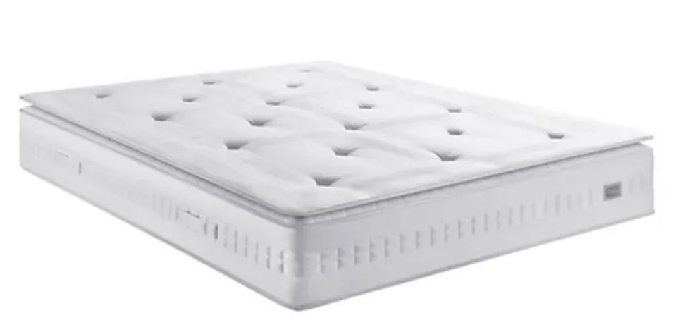 Matelas équilibré 18 cm mousse haute résilience et matelassage viscoélastique Adlann – Confort et durabilité - Photo n°1