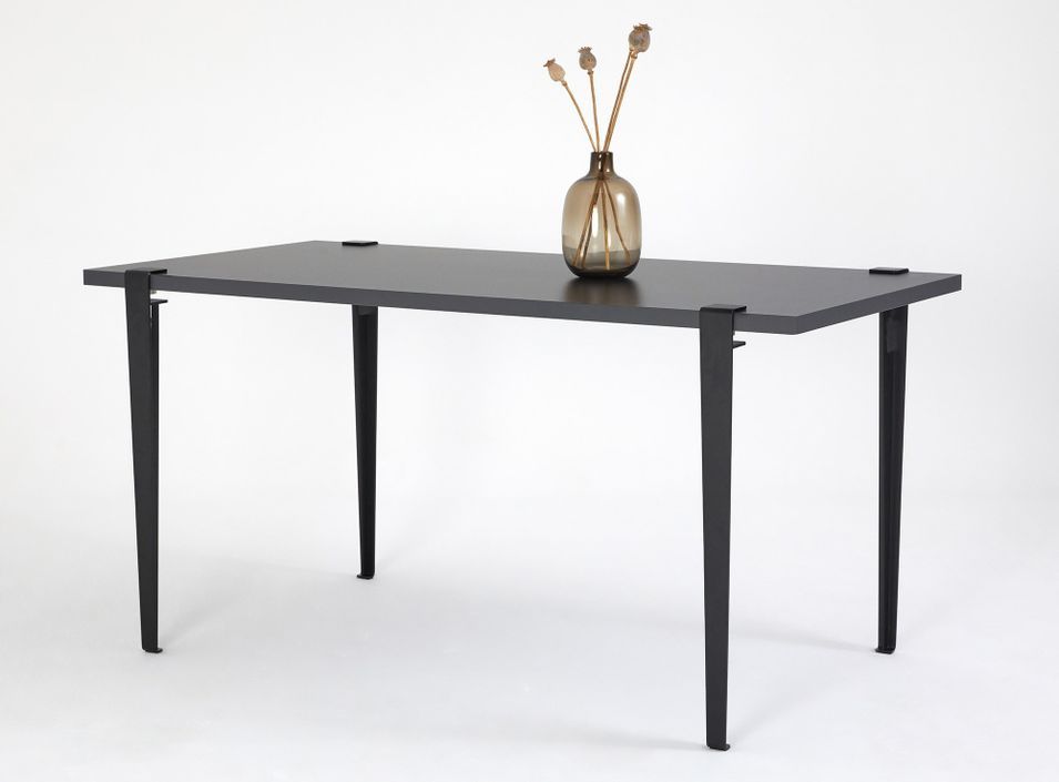 Petite table à manger bois anthracite et pieds acier noir Bazika 150 cm - Photo n°1