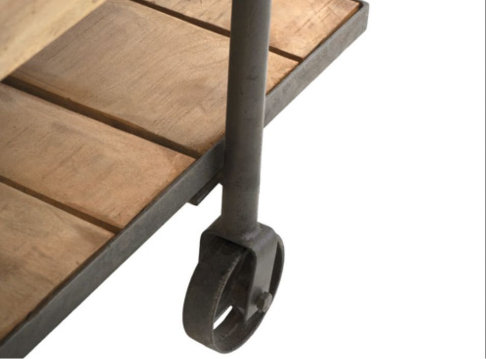 Table basse industrielle en bois sur roulettes Vitado - Photo n°3