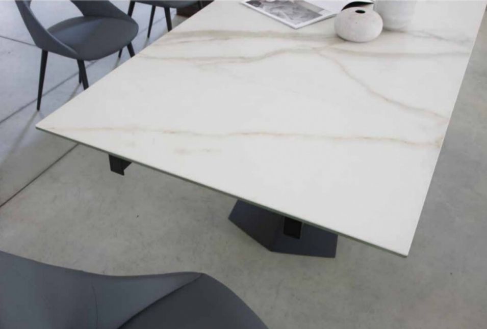 Table extensible 180/280 cm céramique blanc marbre et pieds métal noir Kylane - Photo n°2