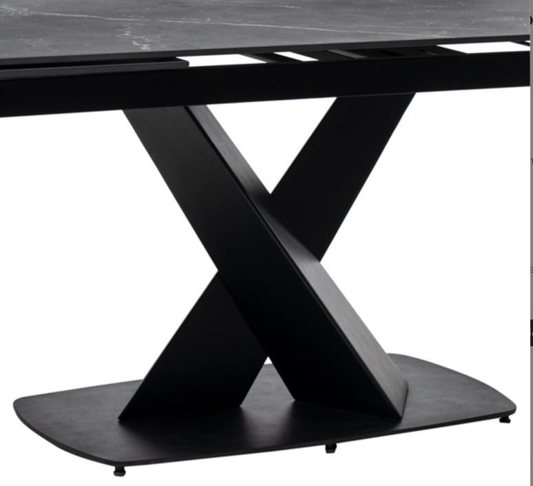 Table design extensible plateau porcelaine et pieds métal noir Konty - Photo n°4
