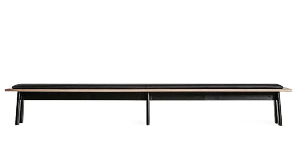 Banc en bois massif de chêne brun clair assise noire NARA 350 cm - Photo n°1