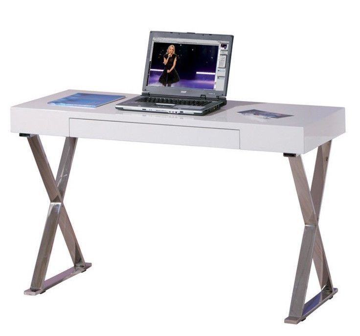 Bureau design laqué blanc et pieds métal chromé Graal 120 cm - Photo n°1