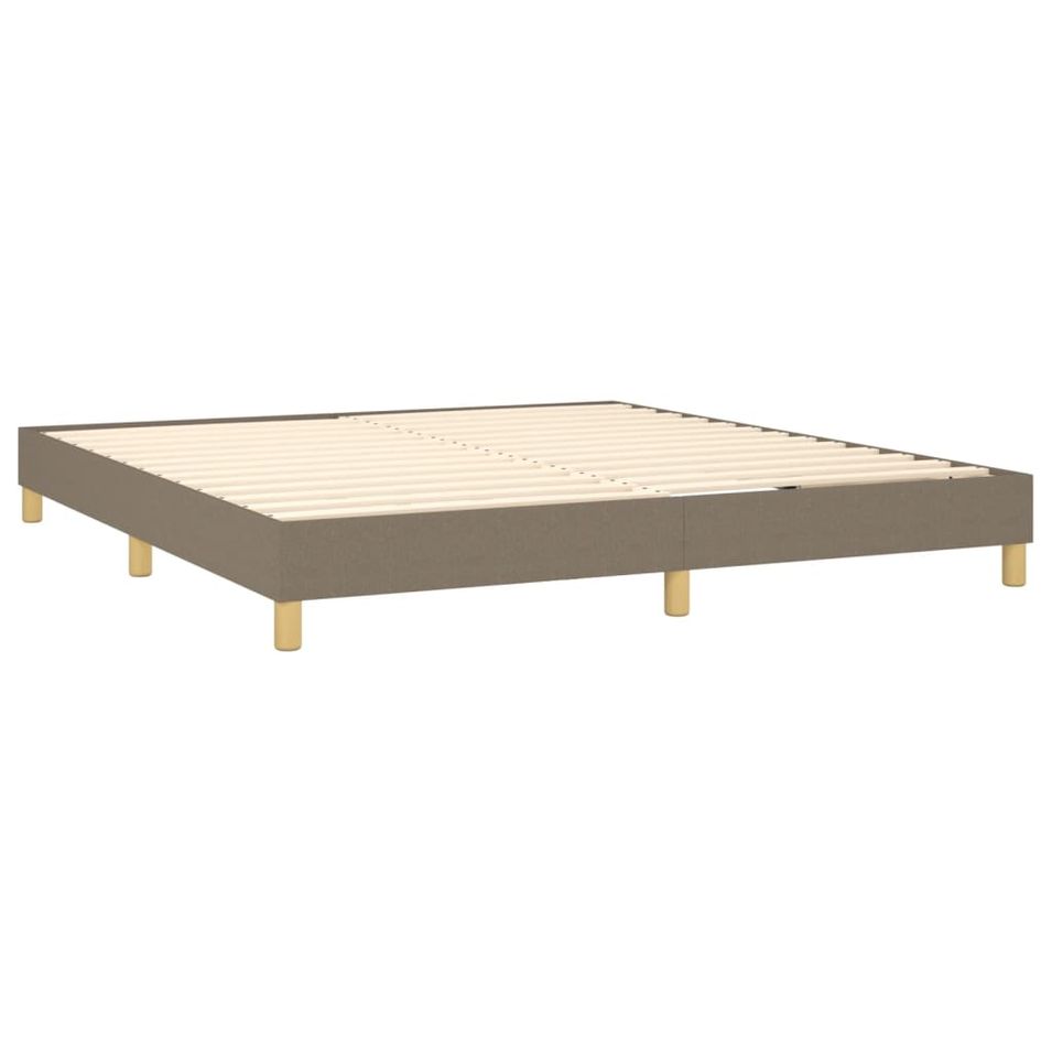 Cadre de lit 25 cm en tissu avec pieds en bois naturel Korva – Style scandinave - Photo n°1