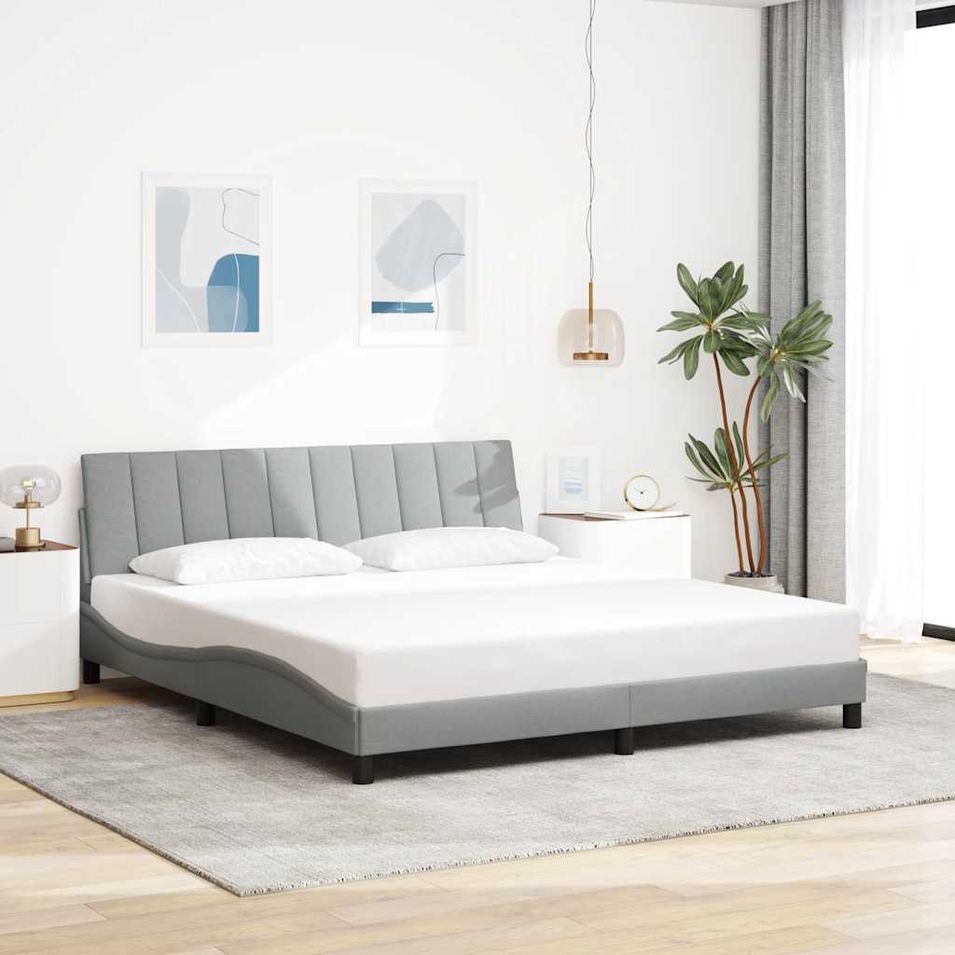 Cadre de lit sans matelas gris clair 180x200 cm tissu - Photo n°1