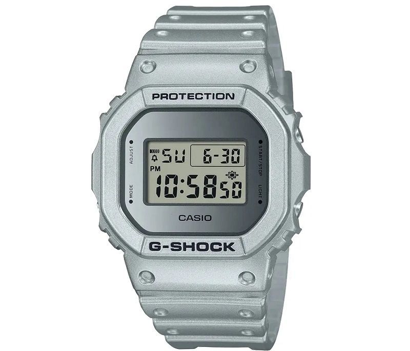 Casio G-shock Dw-5600ff-8er - Photo n°1