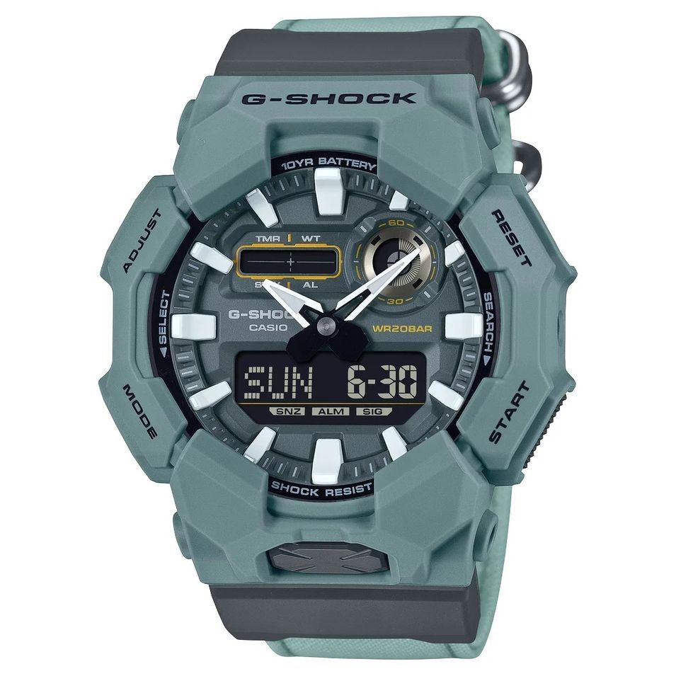Casio G-shock Ga-010ce-2aer - Photo n°1