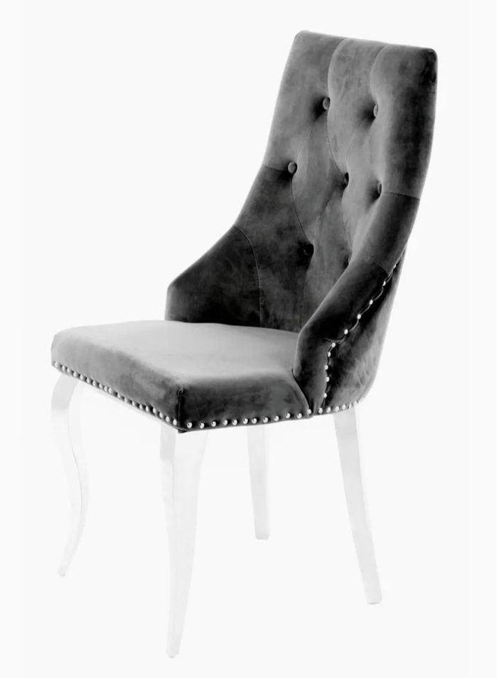 Chaise capitonnée velours avec anneau d'un lion au dos et pieds métal effet miroir Liona - Lot de 4 - Photo n°1