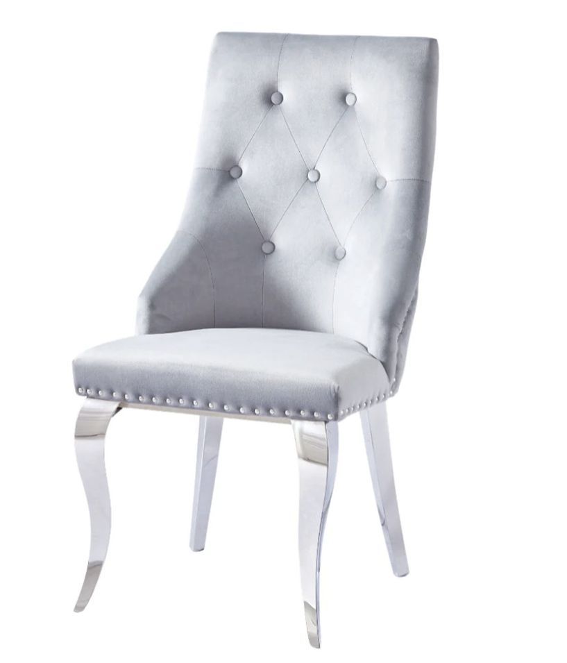 Chaise capitonnée velours avec anneau d'un lion au dos et pieds métal effet miroir Liona - Lot de 4 - Photo n°1