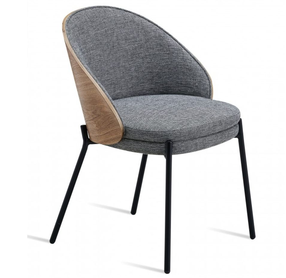 Chaise design en bois de noyer et tissu gris Kazole - Photo n°1