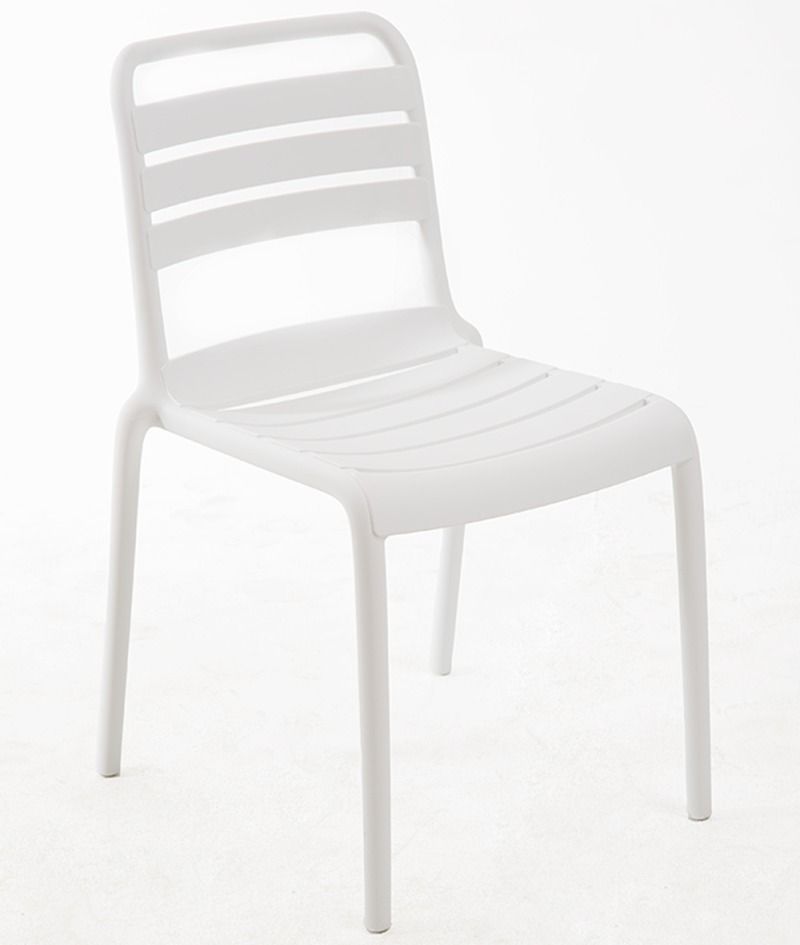 Chaise empilable en polypropylène KUSTA – Intérieur / extérieur - Photo n°1