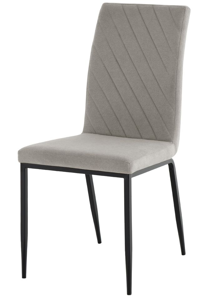 Chaise confort Teva – Tissu matelassé et pieds métal noir pour intérieur moderne - Photo n°1