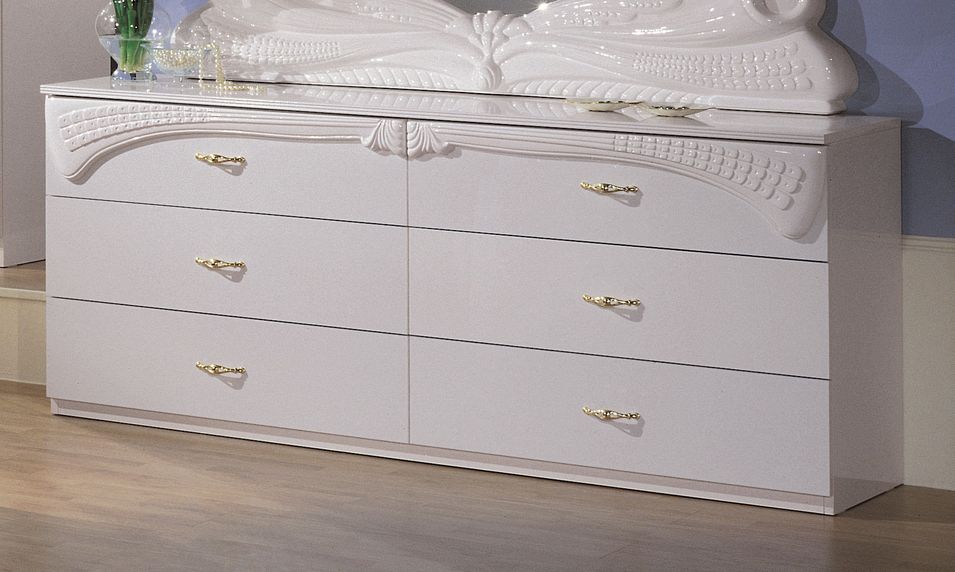 Commode 6 tiroirs bois brillant blanc Denyz - Photo n°1