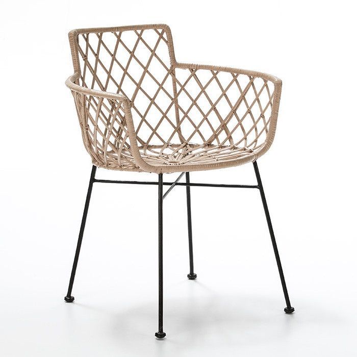 Fauteuil en osier naturel et pieds métal noir BALI – intérieur et extérieur - Photo n°1