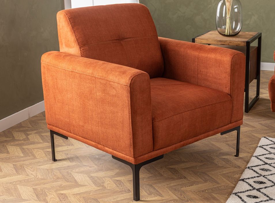 Fauteuil moderne tissu doux orange pieds métal noir Kustone 88 cm - Photo n°1