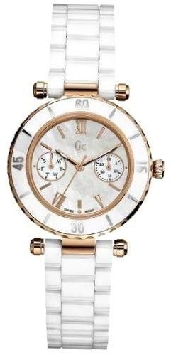 Guess Collection Diver Chic I42004L1 - Photo n°1